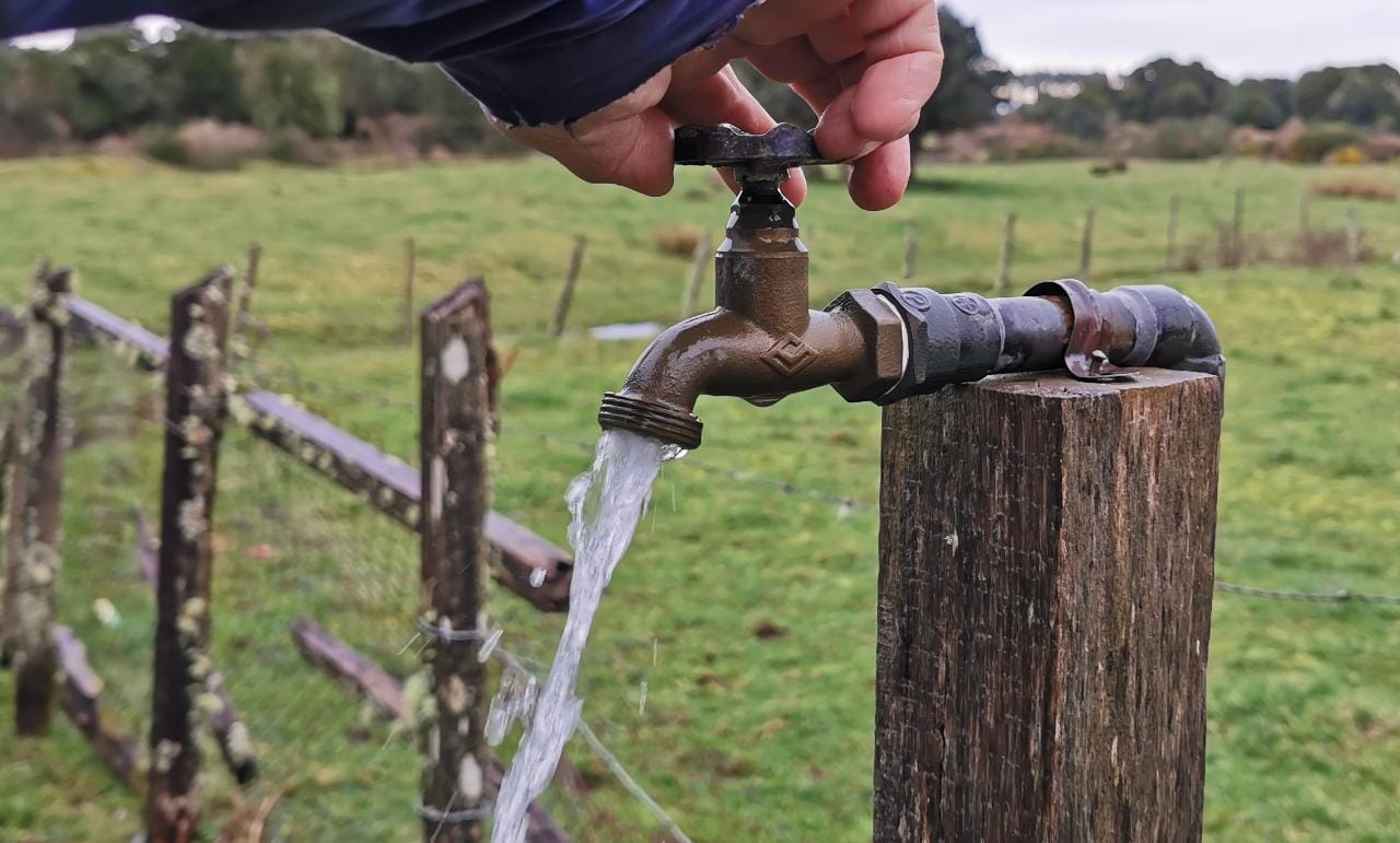 Modificación Legal en Consumo Humano y Saneamiento: Aprobación de Proyecto de Ley que permite la participación de empresas privadas en la ejecución de proyectos de agua potable rural